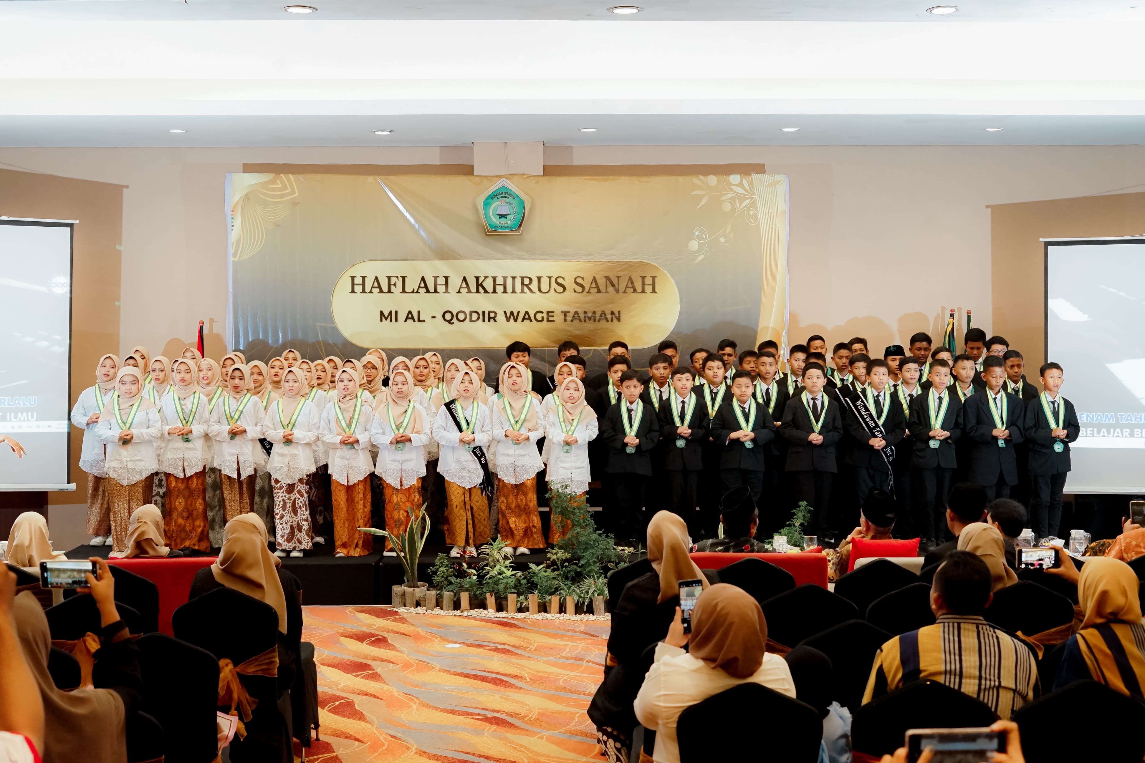 Akhirussanah MI Al Qodir 2025: Meriah dan Penuh Haru di Hotel Neo Waru Sidoarjo