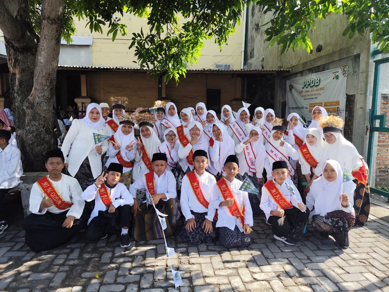 Upacara Hari Santri Nasional 2025 di Yayasan Al Qodir